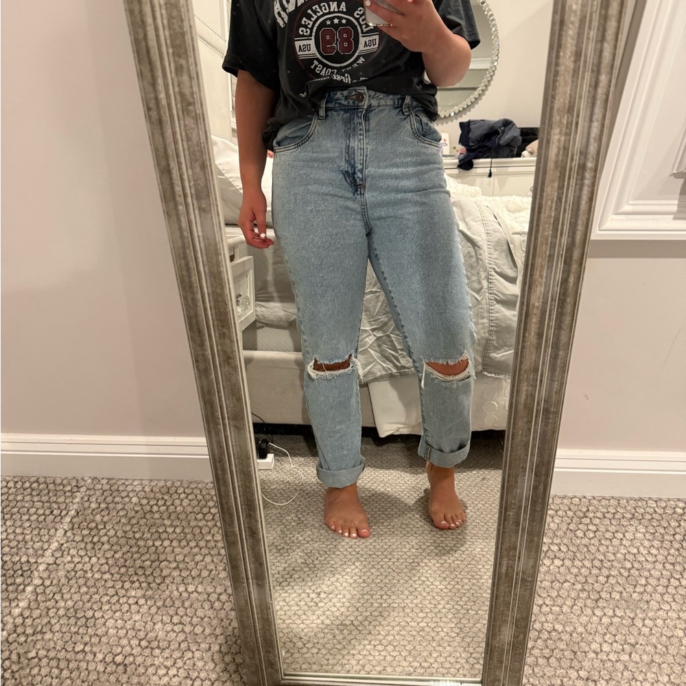 Blue Distressed Jeans